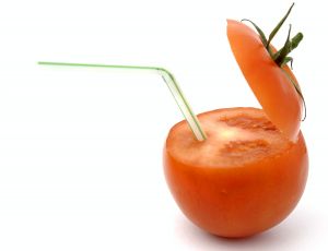 tomato with straw 2951850